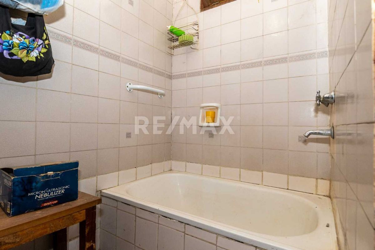 VENTA CASA 5 DORM MACROCENTRO APTA CREDITO - 27