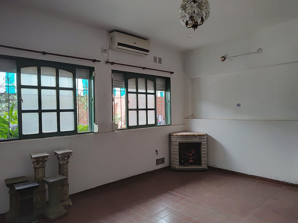 VENTA CASA C/PILETA SAN LORENZO APTA CREDITO - 2