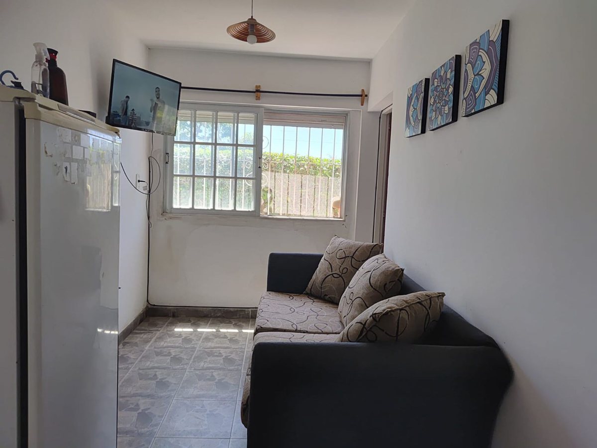 VENTA CASA C/PILETA SAN LORENZO APTA CREDITO - 15