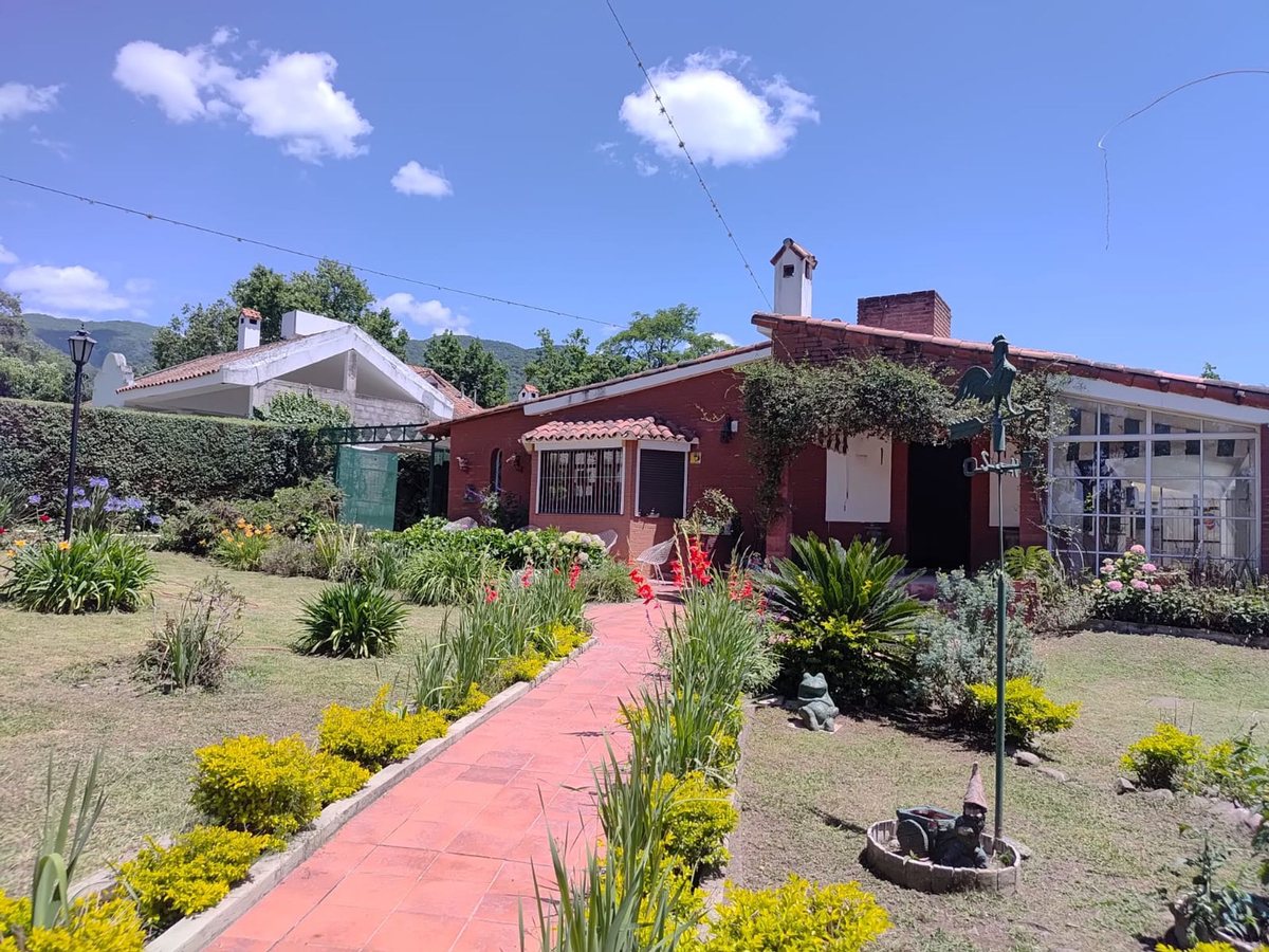 VENTA CASA C/PILETA SAN LORENZO APTA CREDITO - 22