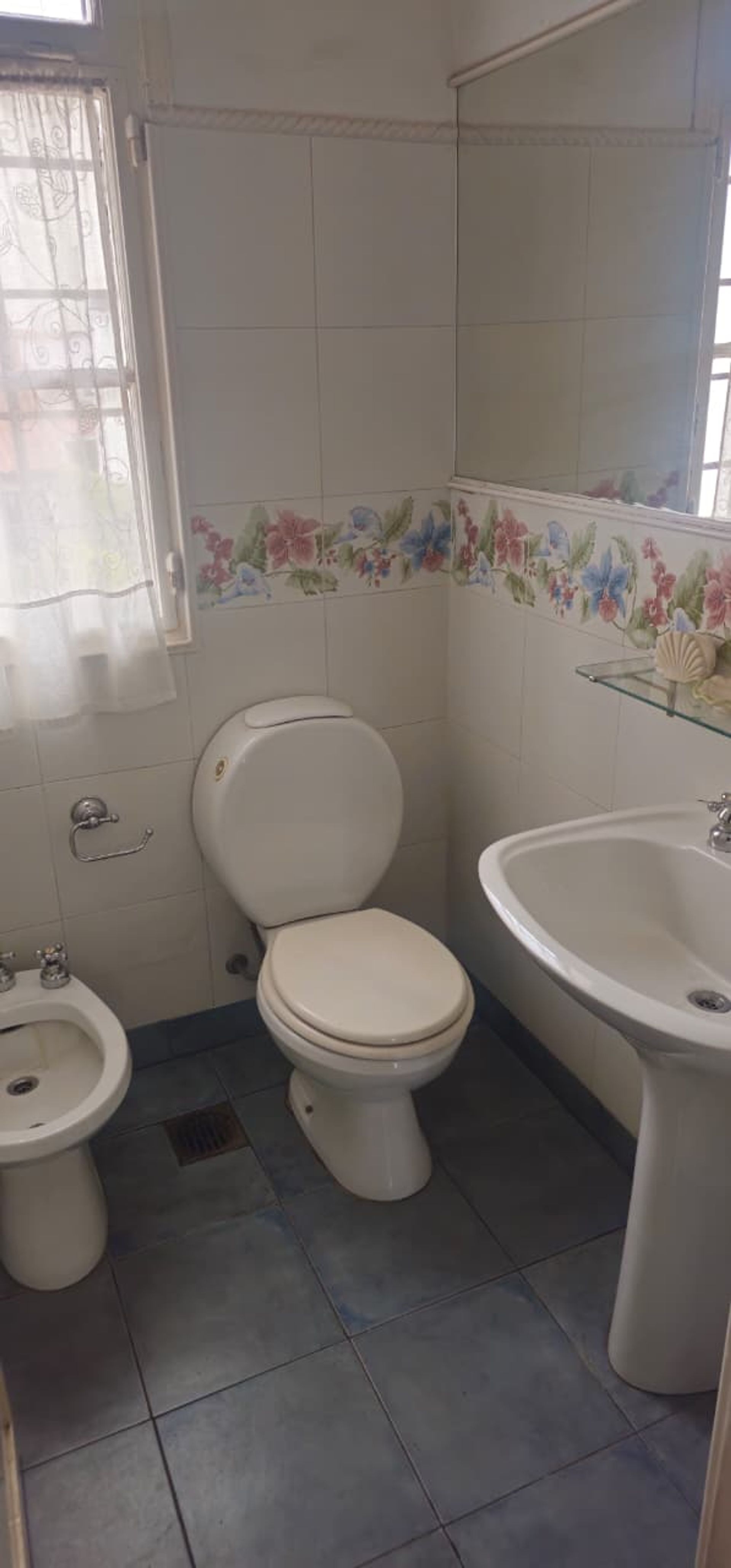 VENTA CASA C/PILETA 7 DORM CENTRO APTA CREDITO - 18