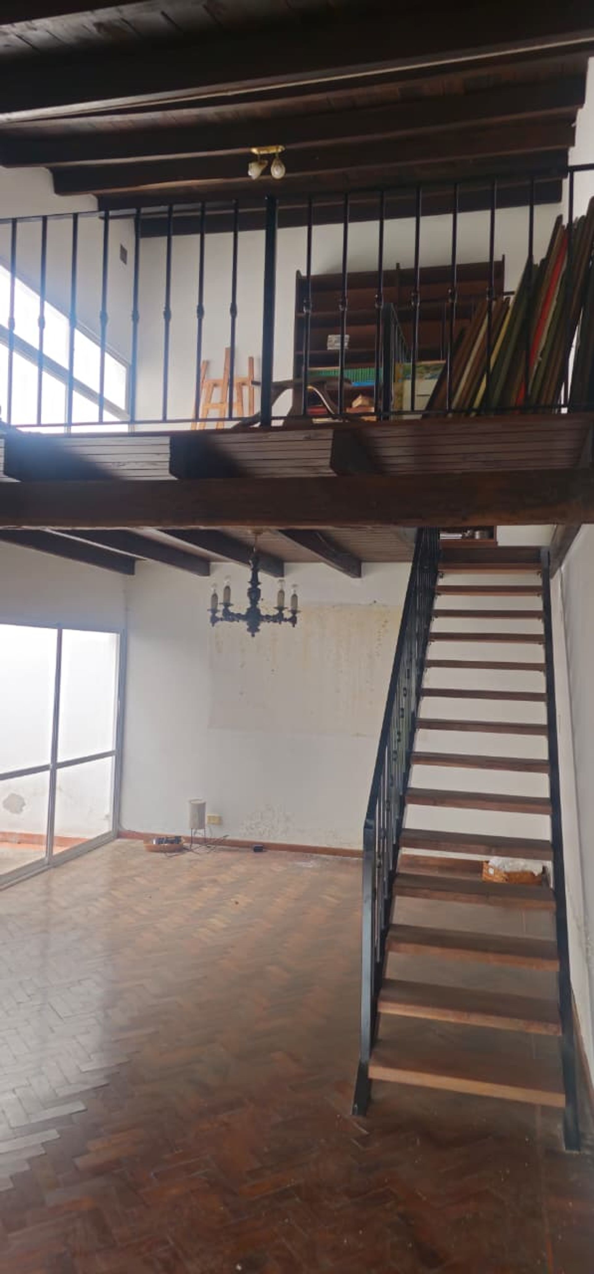 VENTA CASA C/PILETA 7 DORM CENTRO APTA CREDITO - 22