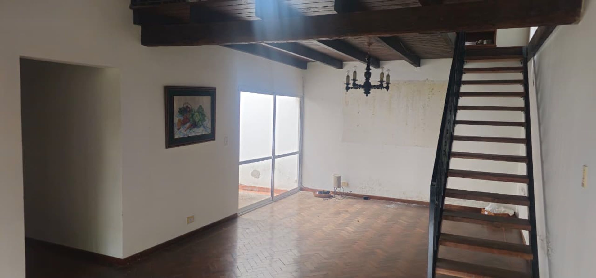 VENTA CASA C/PILETA 7 DORM CENTRO APTA CREDITO - 23