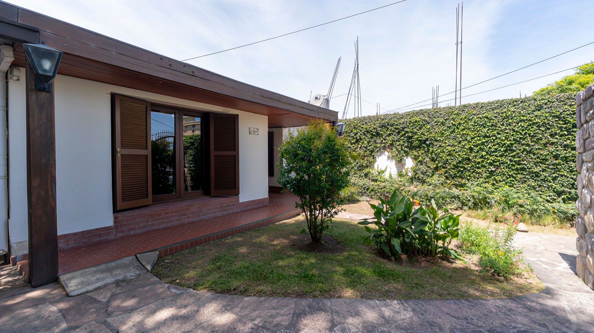 VENTA/PERMUTA CASA 4 DORM MACROCENTRO - 4