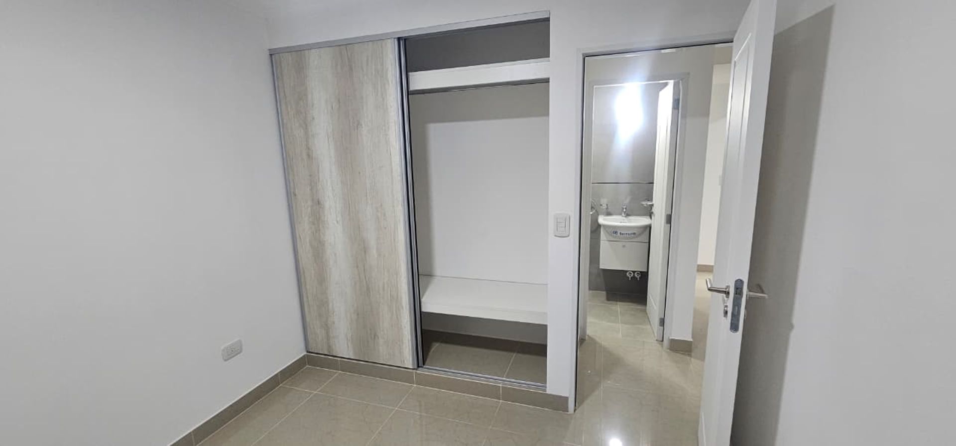 VENTA DPTO 2 DORM C/COCHERA APTO CREDITO — foto 6