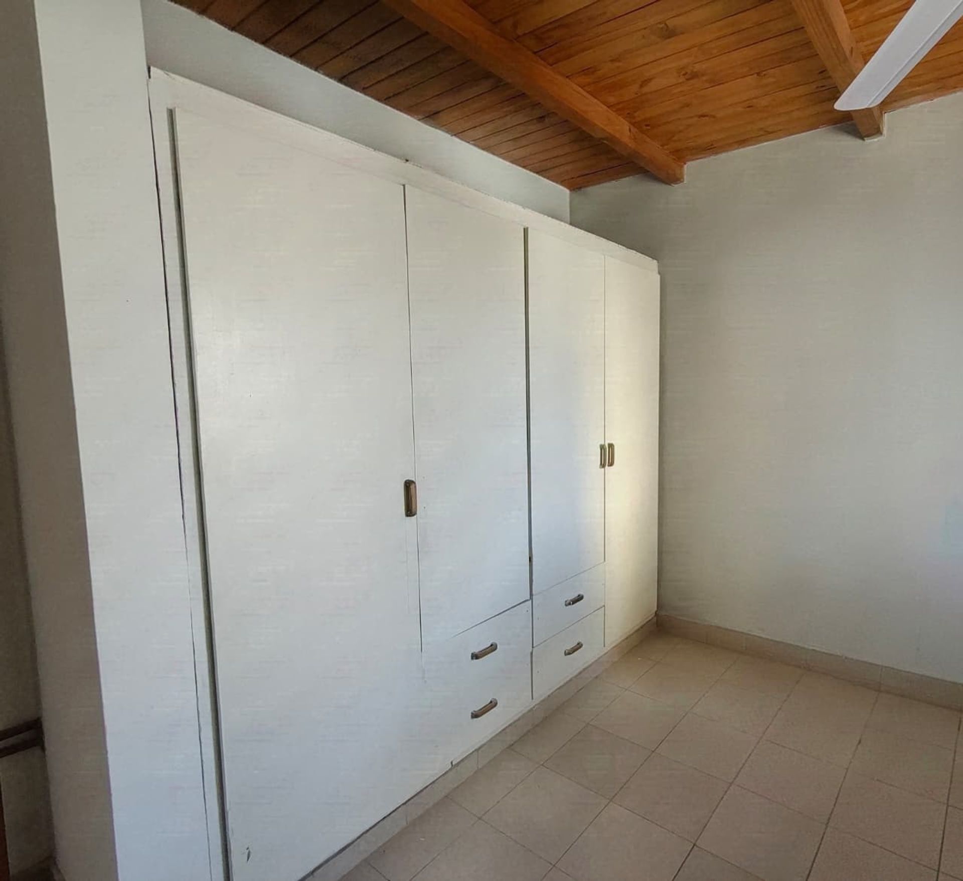 VENTA CASA ZONA TEMPLETE SAN CAYETANO APTO CREDITO - 22