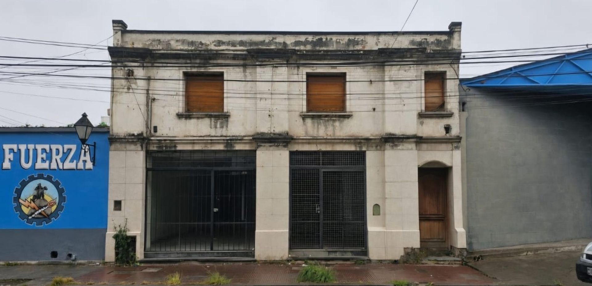VENTA CASA C/LOCAL ZONA CENTRO ITUZAINGO AL 500 - 10