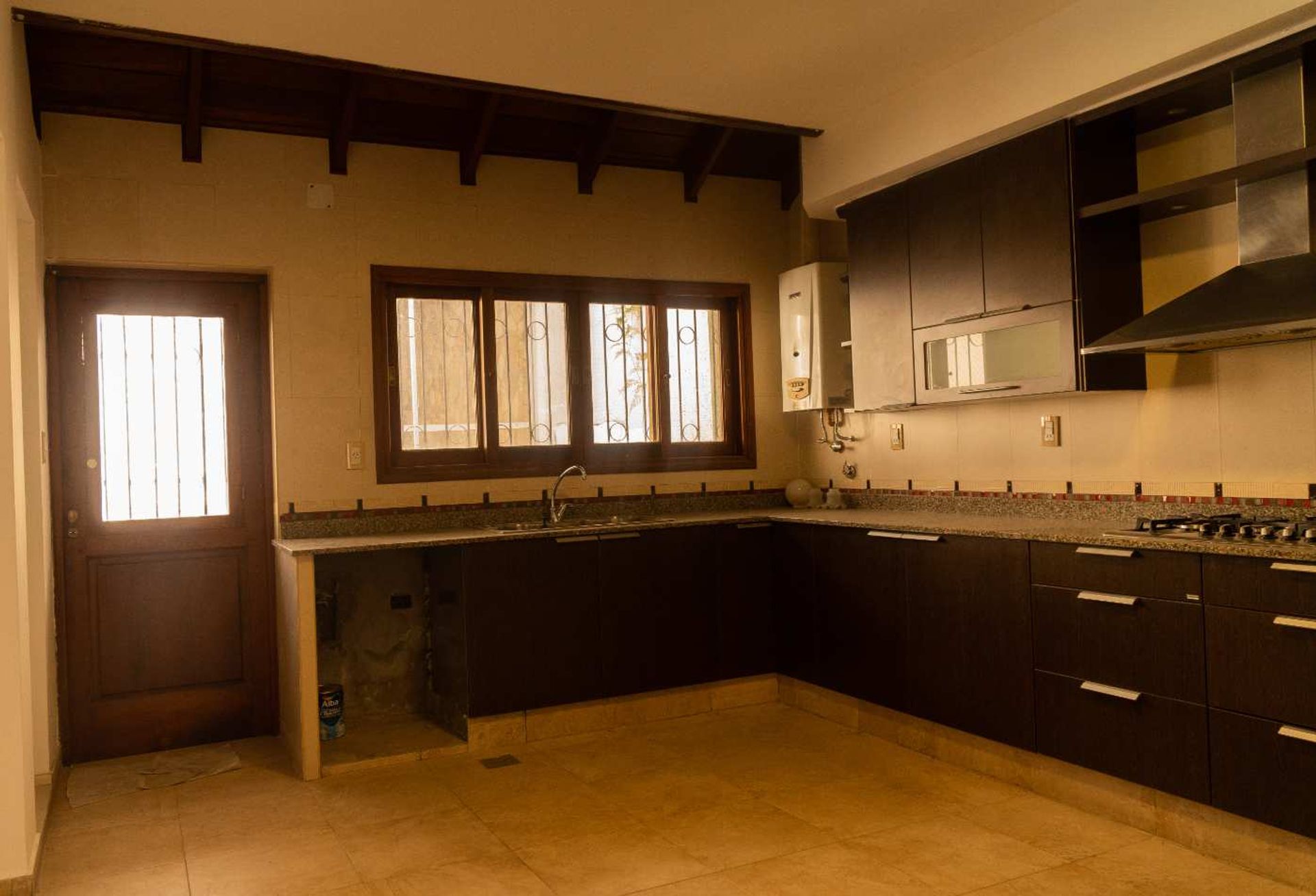 VENTA CASA 4 DORMITORIOS ZONA DELMI — foto 4