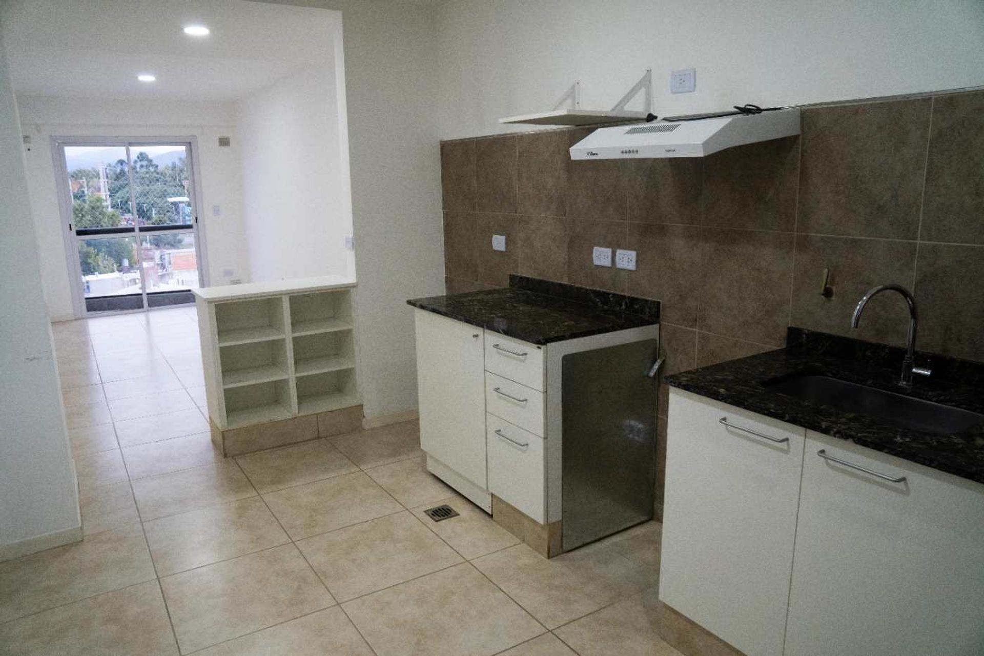 VENTA/PEROMUTA DEPTO 2 DORM C/PILETA MACROCENTRO — foto 3