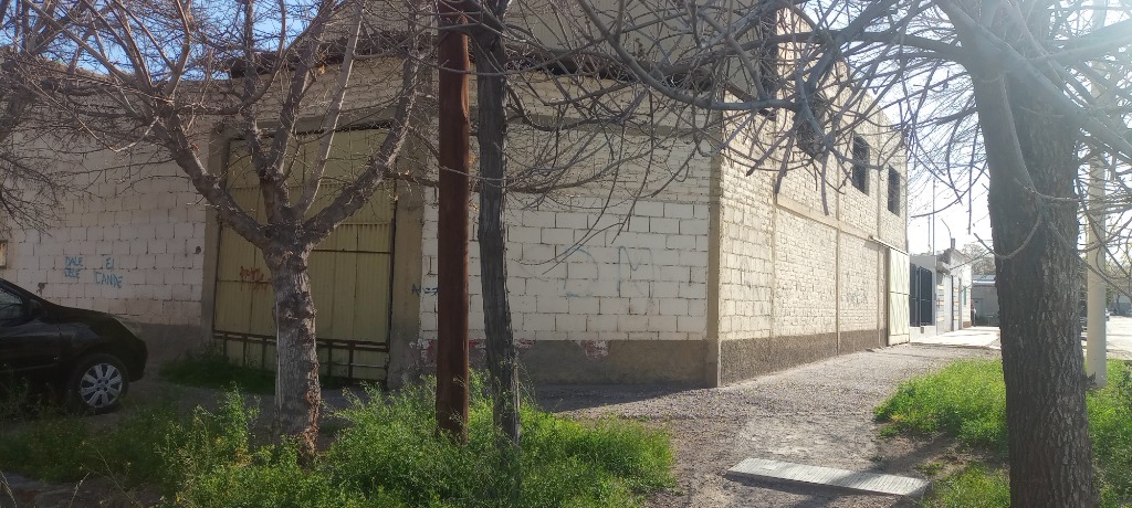 Ubicación clave + gran potencial: galpón en venta - 4