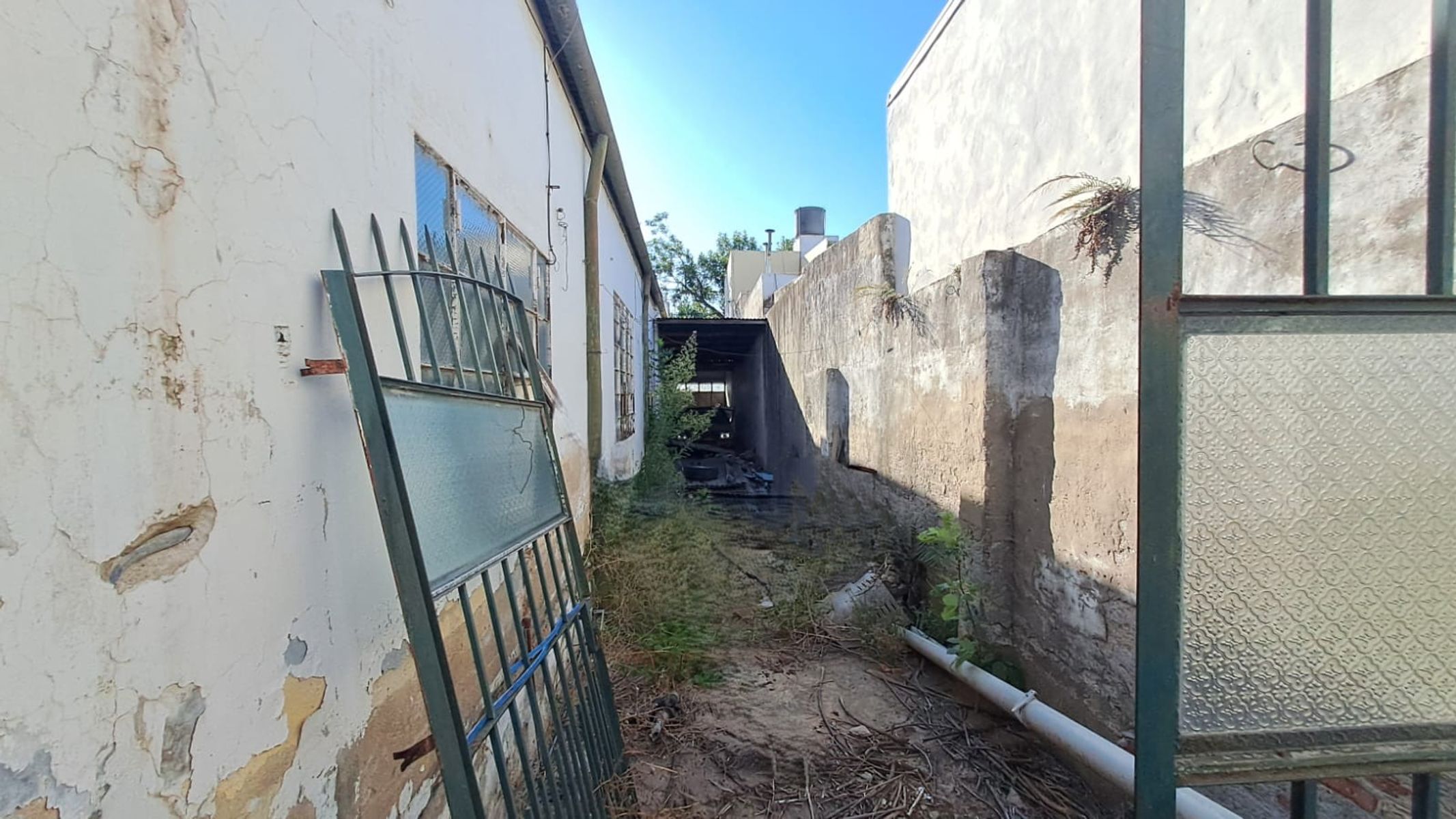 CASA EN B° CANDIOTI NORTE CON GRAN TERRENO — foto 15