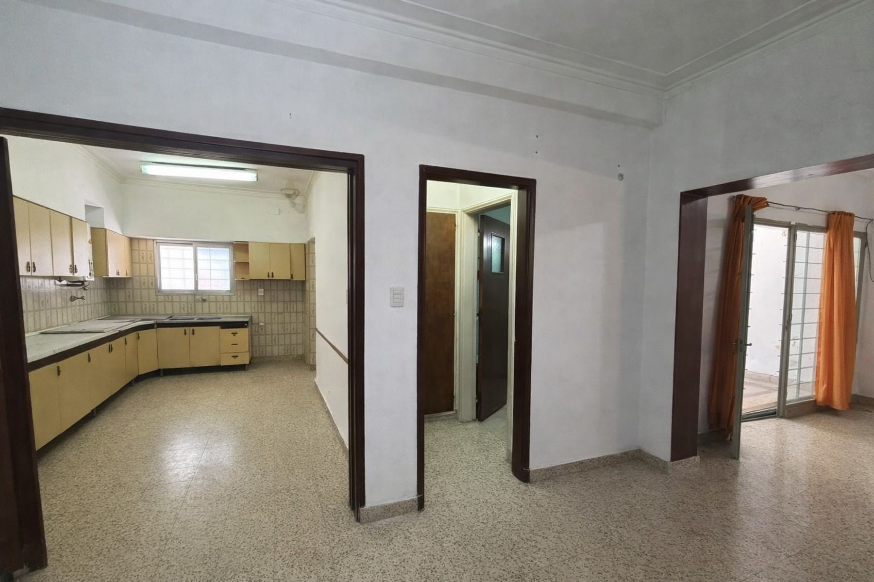 Casa de 3 Dorm. con Gran Patio en Macrocentro — foto 4