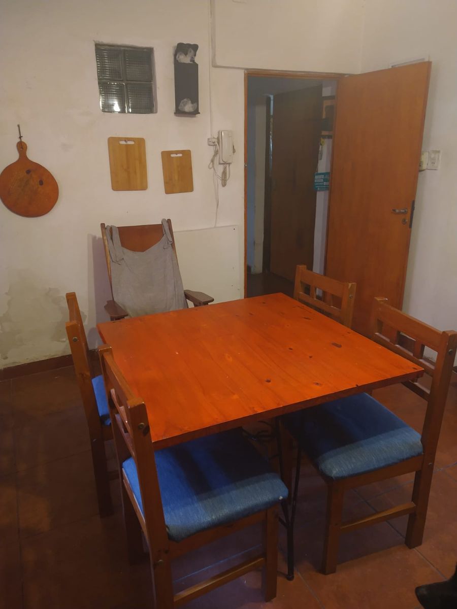 CASA CON GRAN TERRENO EN PASAJE GUIDO AL 1200 - 3
