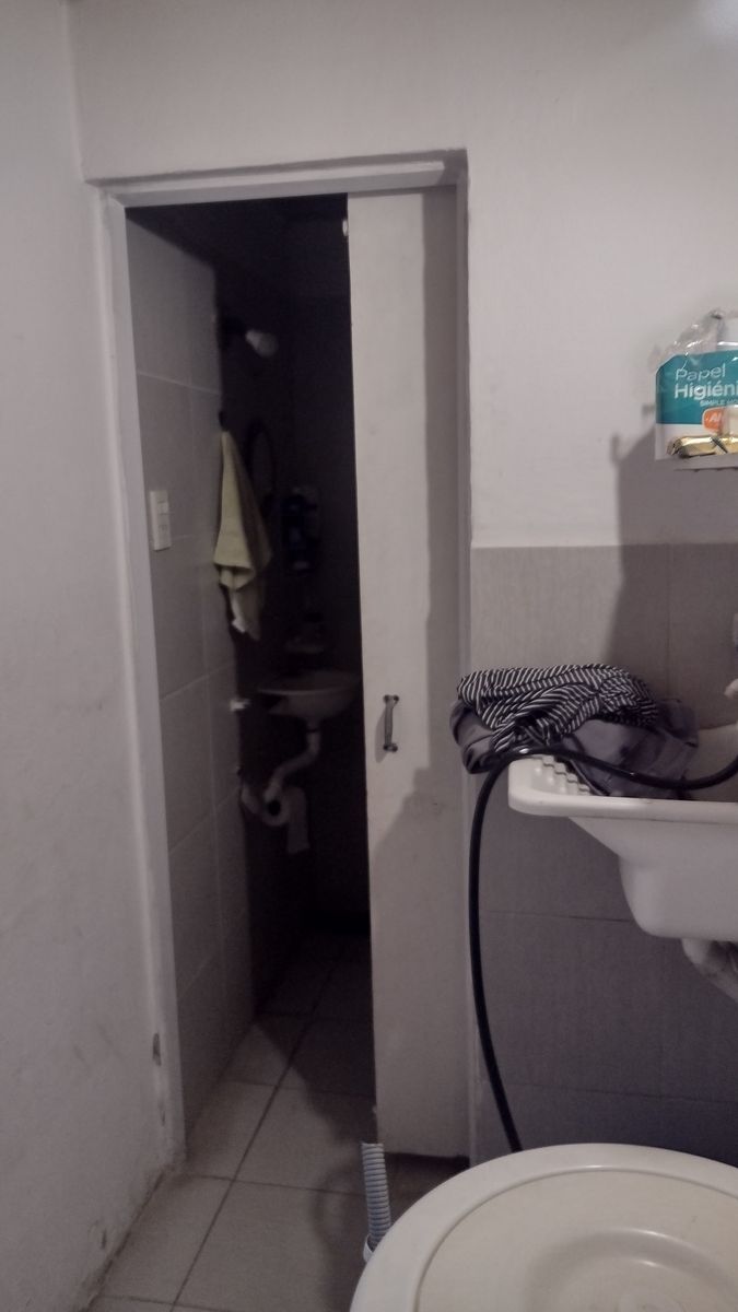 DOS CASAS SOBRE LOTE INTERNO EN RECREO — foto 14