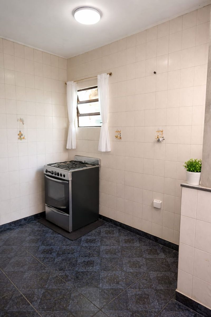 OPORTUNIDAD PARA FLIPPING EN MARIA SELVA - INTERNO ÚNICO DE DOS DORMITORIOS — foto 3