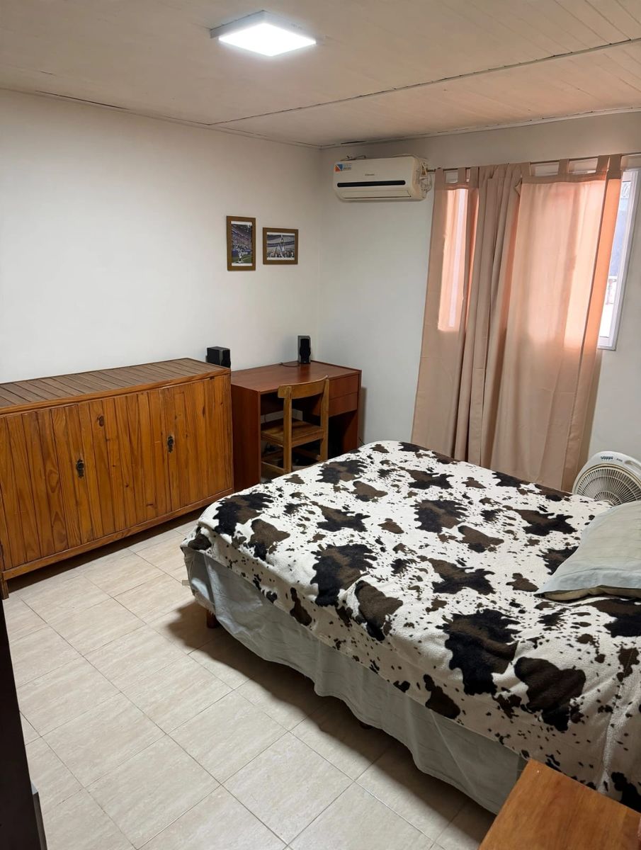 DOS CASAS INTERNAS SOBRE AV. FACUNDO ZUVIRIA AL 4600 (ZONA JERÁRQUICOS SALUD) - 6