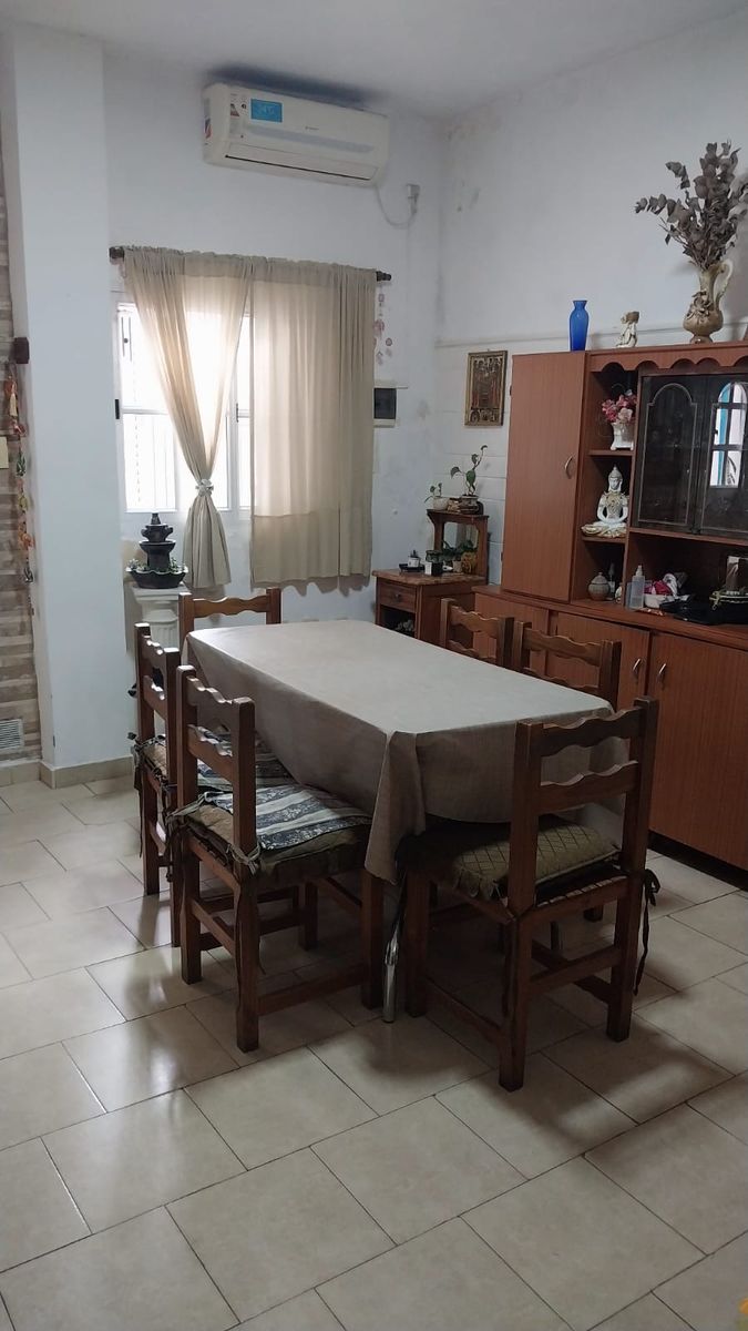 DOS CASAS INTERNAS SOBRE AV. FACUNDO ZUVIRIA AL 4600 (ZONA JERÁRQUICOS SALUD) - 11