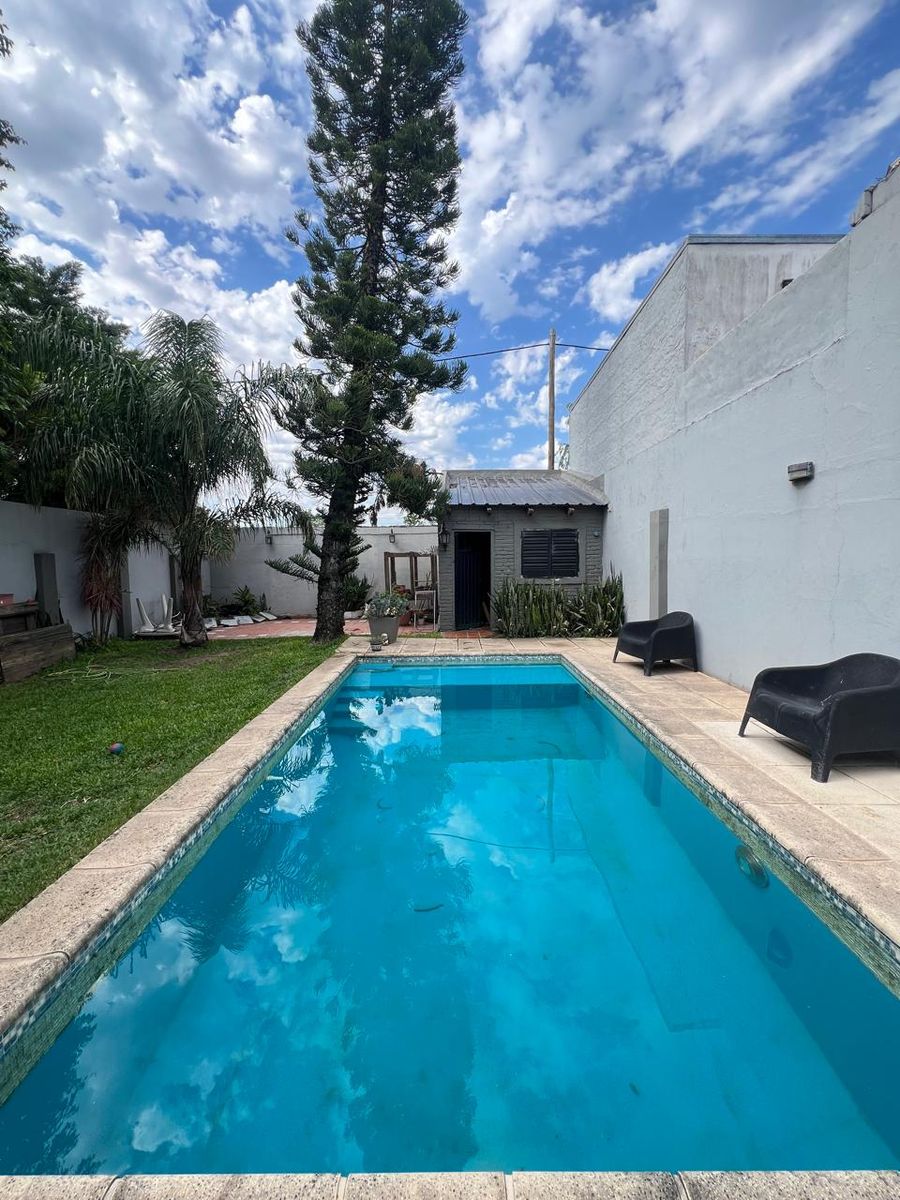 Casa con Amplio Terreno y Pileta en Barrio Mayoraz — foto 10