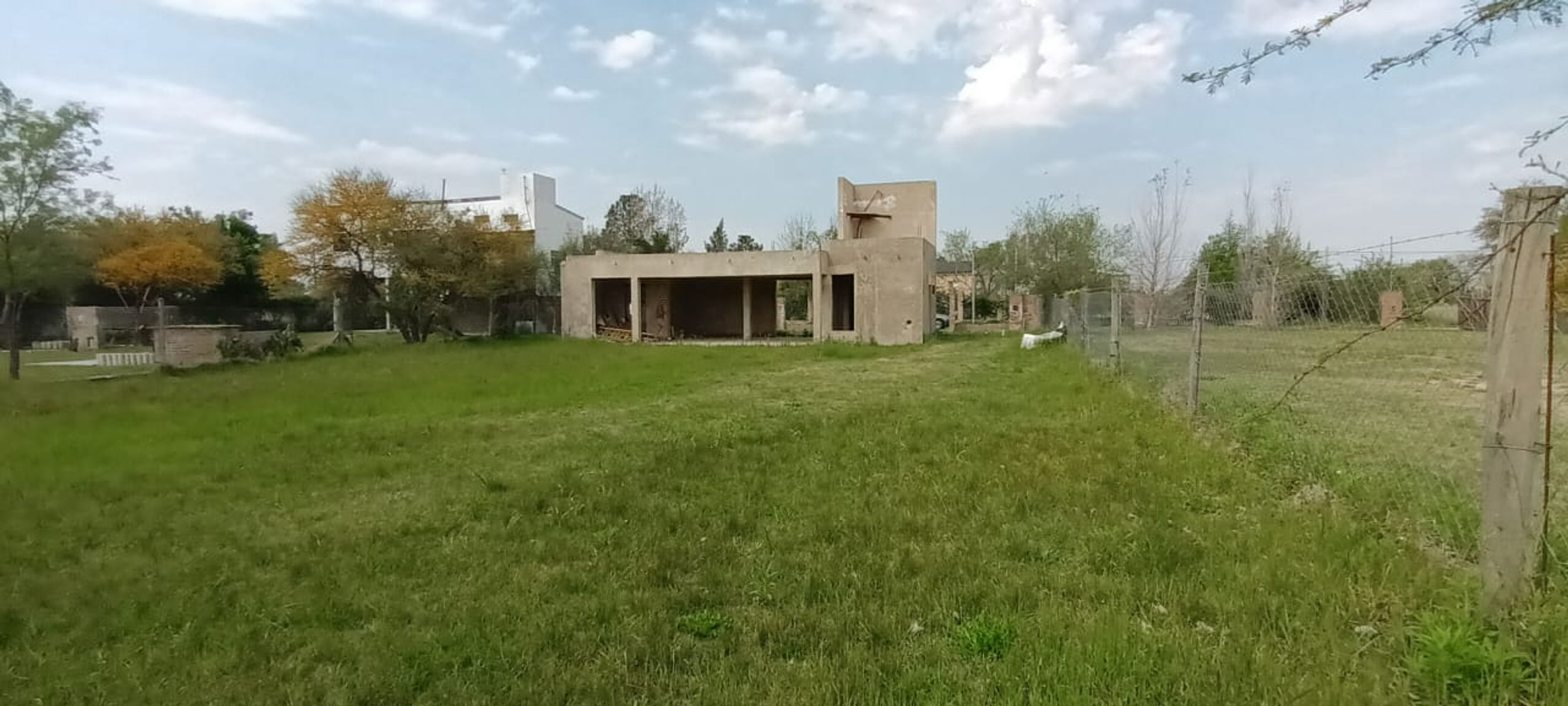 Terreno en Colastiné Sur con Edificación a Terminar y Planos — foto 3