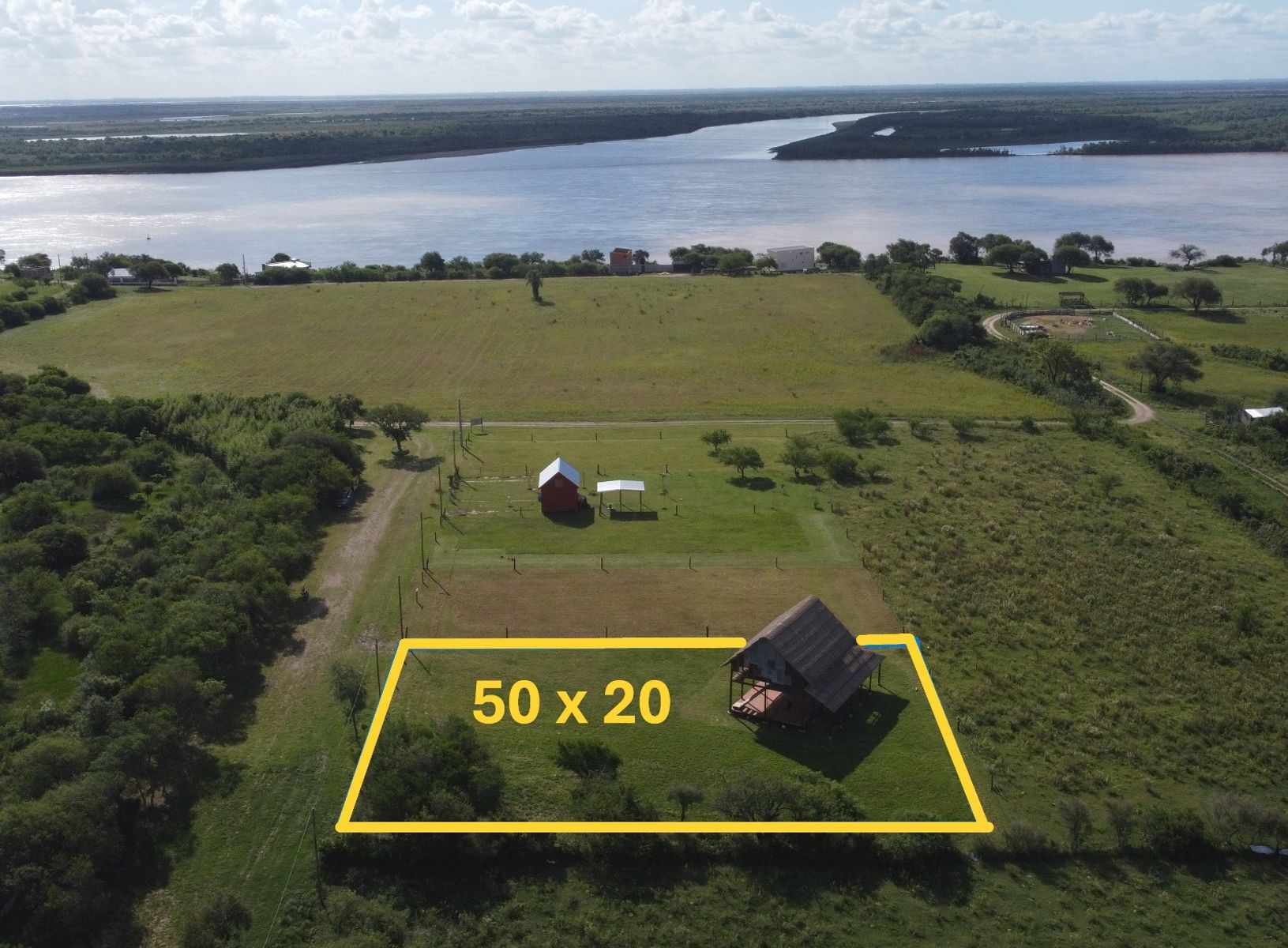 Venta de Lote de 25x50 m con Bioconstrucción - 2
