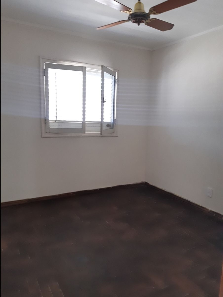 Excelente Casa 3 Dorm., 2 Bñs, Coch. BARRIO 7 JEFES — foto 5