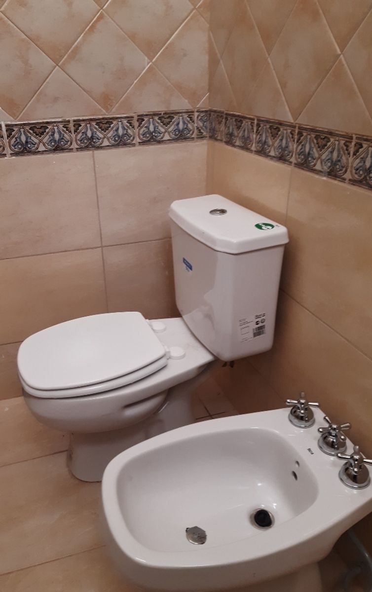 Excelente Casa 3 Dorm., 2 Bñs, Coch. BARRIO 7 JEFES — foto 15
