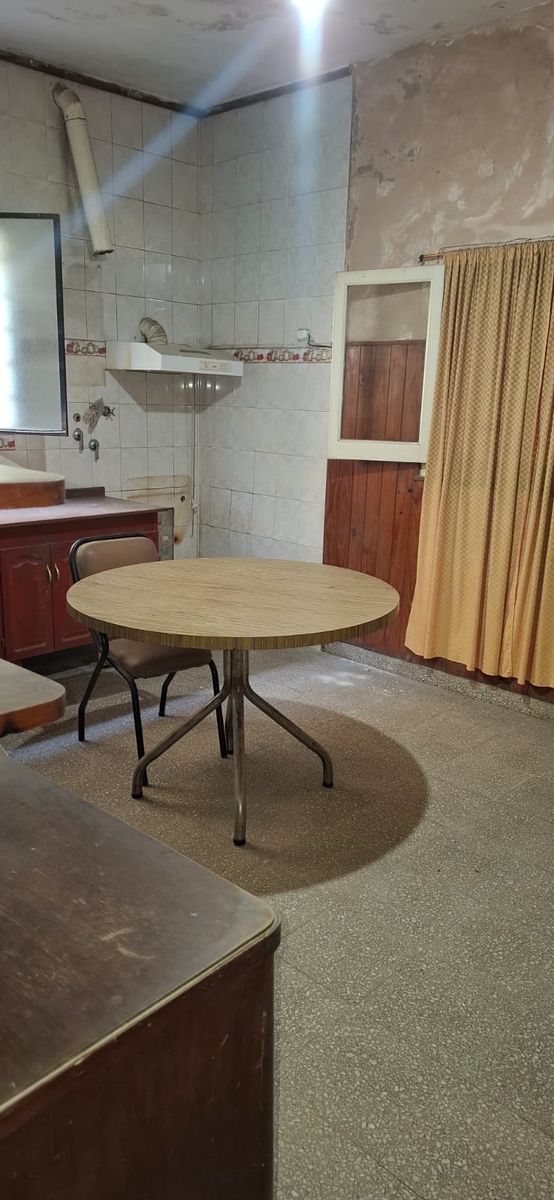 CASA A REFACCIONAR. Ideal para primera vivienda o inversión - 10