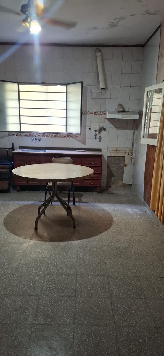 CASA A REFACCIONAR. Ideal para primera vivienda o inversión - 11