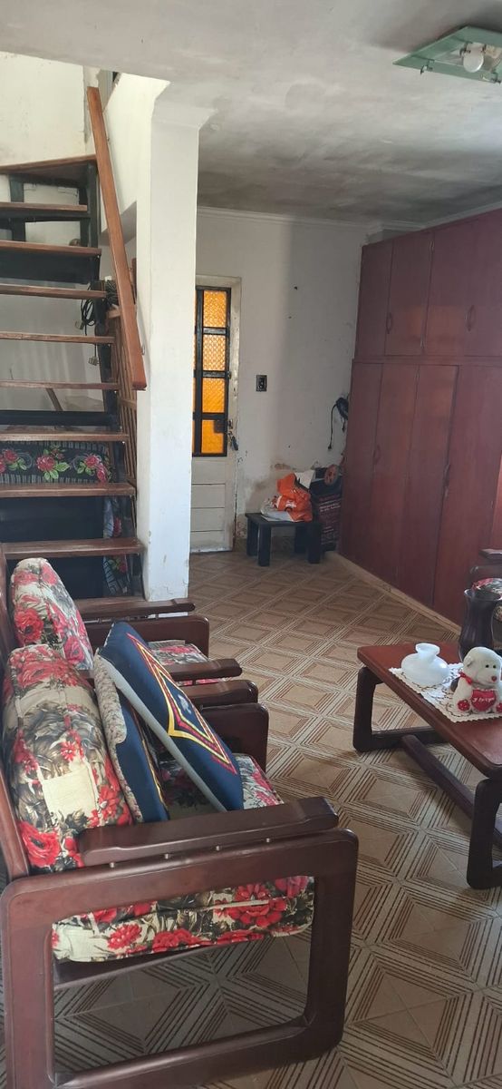 CASA SOBRE ESQUINA EN ZONA NORTE — foto 6