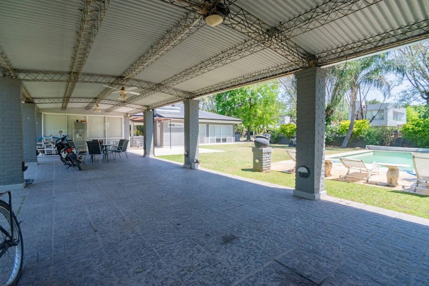 CASA DE 3 DORMITORIOS EN LA MEJOR ZONA DE LOS MOLINOS - 5