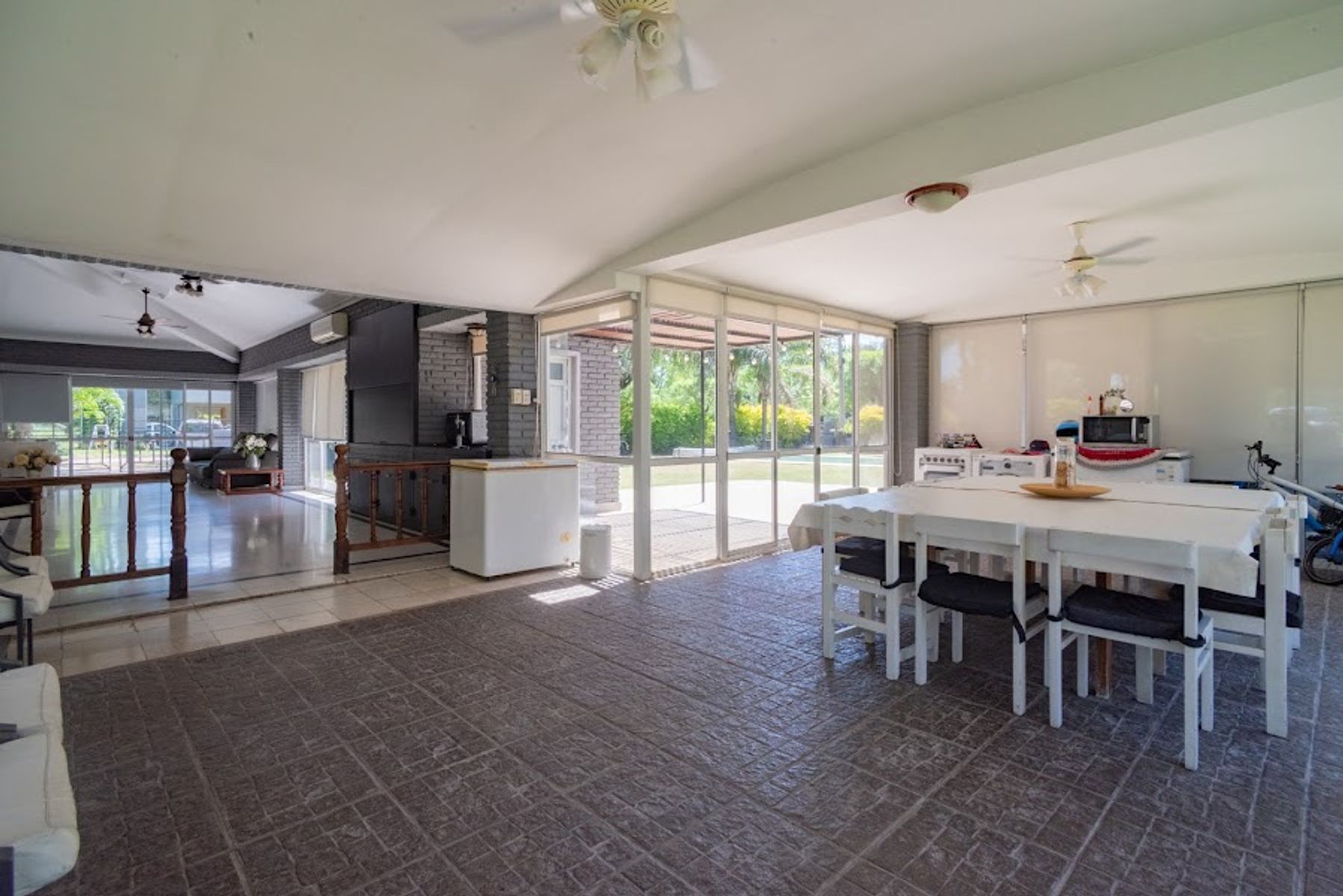 CASA DE 3 DORMITORIOS EN LA MEJOR ZONA DE LOS MOLINOS - 9