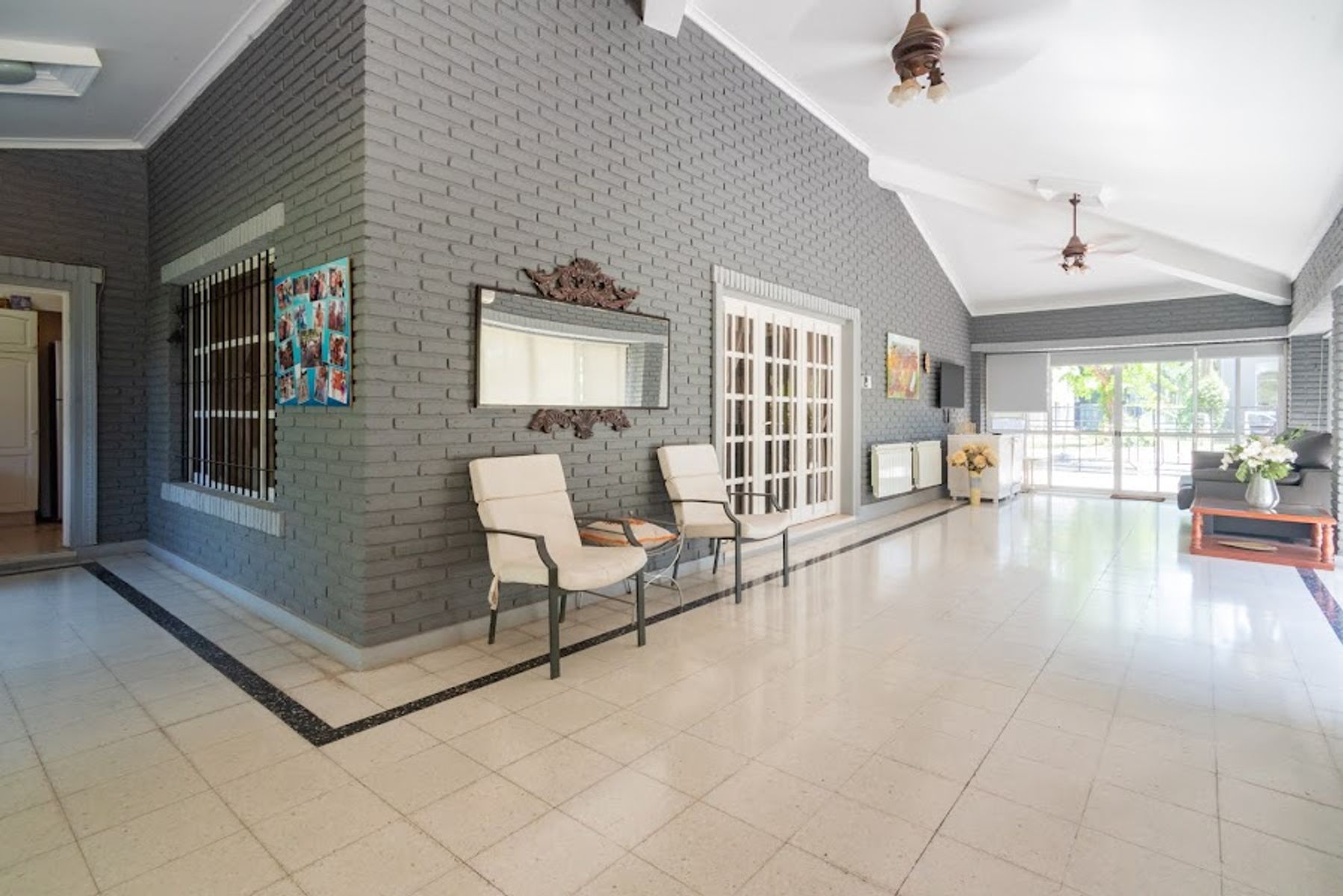 CASA DE 3 DORMITORIOS EN LA MEJOR ZONA DE LOS MOLINOS - 14