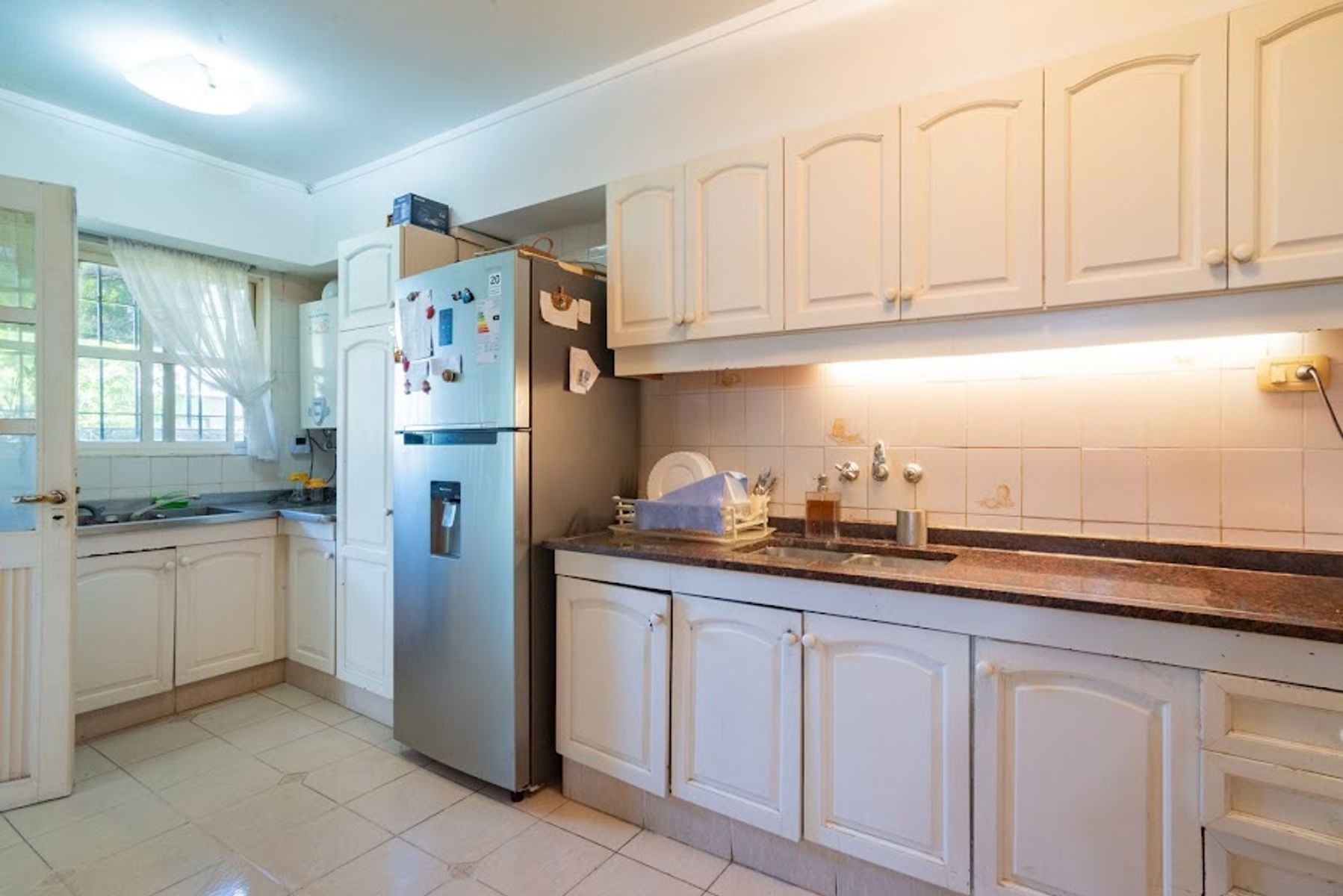 CASA DE 3 DORMITORIOS EN LA MEJOR ZONA DE LOS MOLINOS - 17