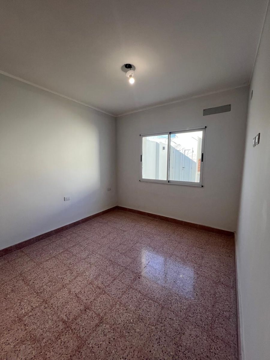 CASA EN PH A ESTRENAR EN SARGENTO CABRAL - 10