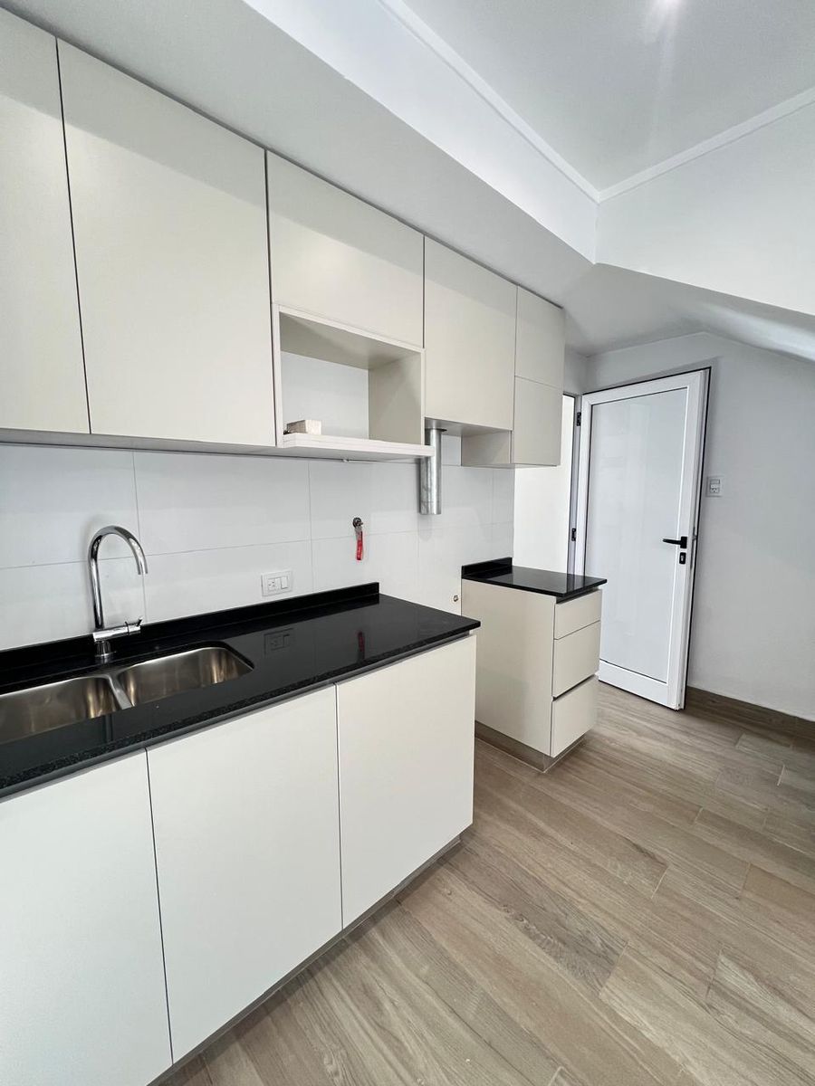 CASA EN PH A ESTRENAR EN SARGENTO CABRAL - 12
