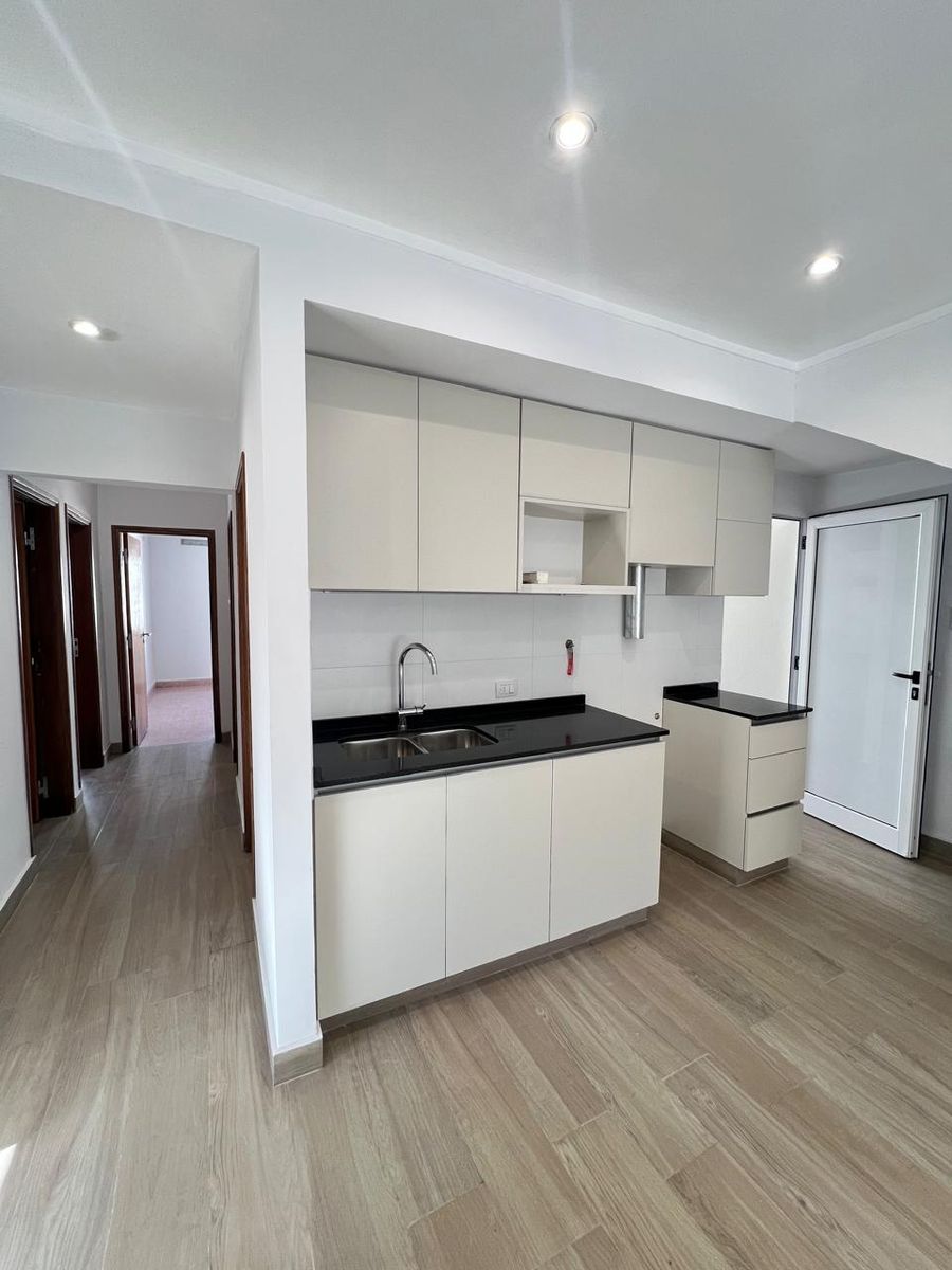 CASA EN PH A ESTRENAR EN SARGENTO CABRAL - 13