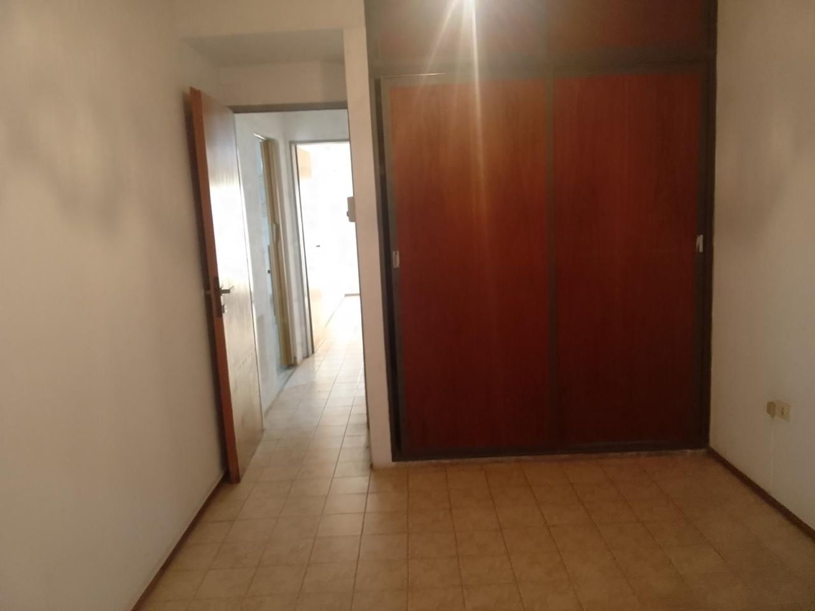 DEPARTAMENTO DE 2 DORMITORIOS Y COCHERA EN CANDIOTI NORTE - 5
