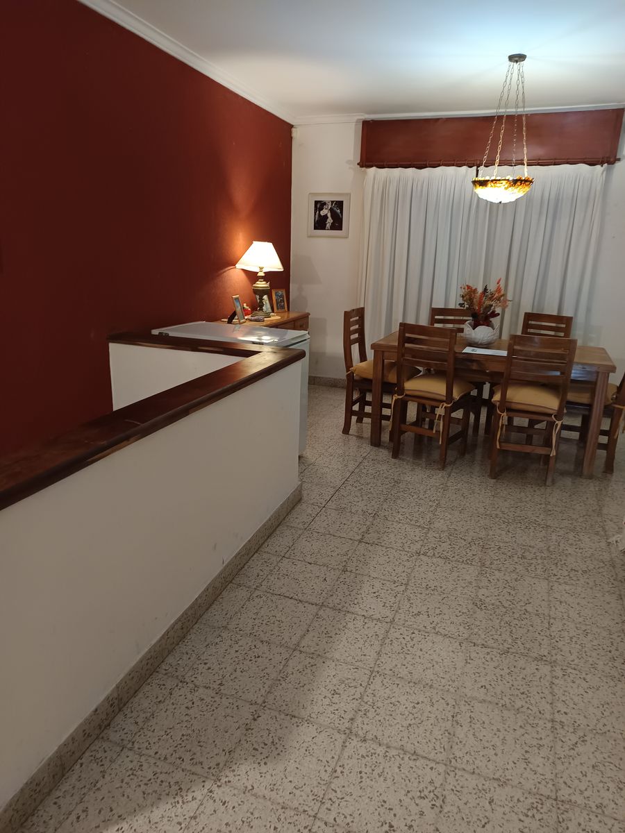 CASA EN ZONA ESTRATÉGICA EN PRIMER PISO - 8