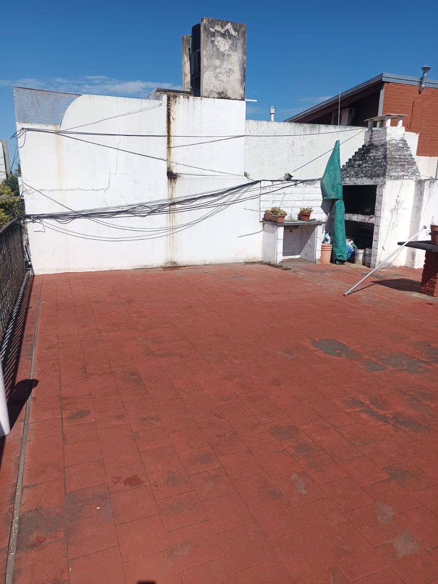 CASA EN ZONA ESTRATÉGICA EN PRIMER PISO - 20
