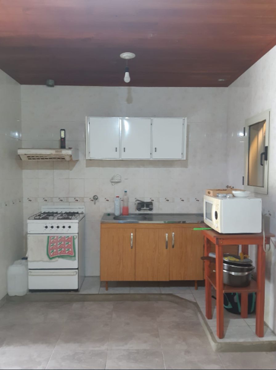 Casa 3 dormitorios con cochera en Progreso Pueblo. - 2