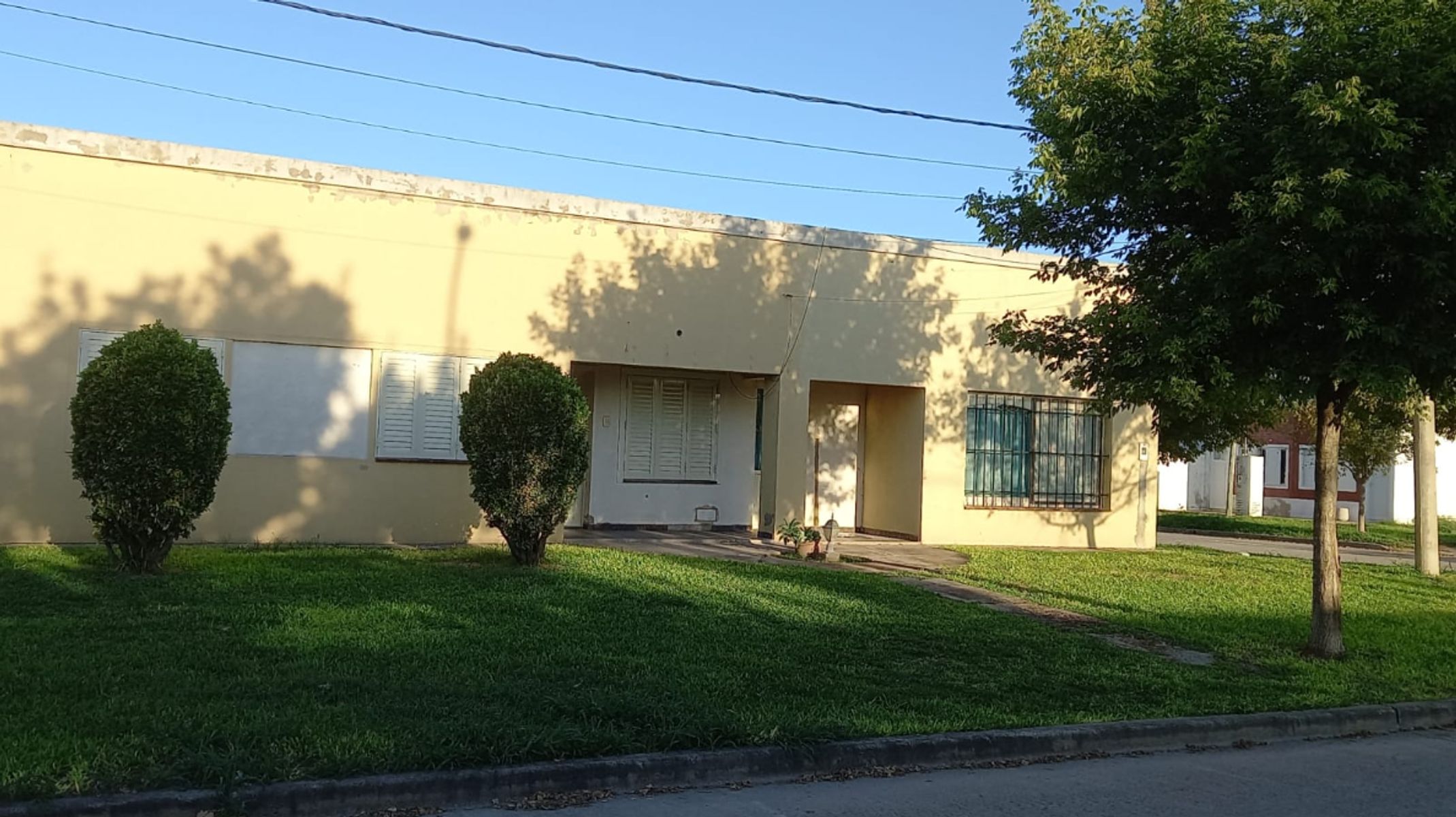 Casa 3 dormitorios con cochera en Progreso Pueblo. - 9