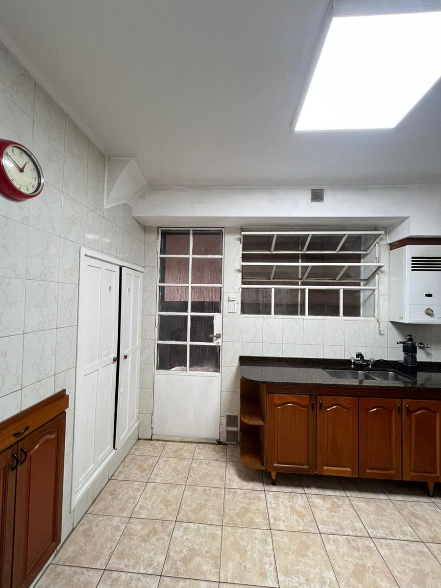 Casa en barrio 7 Jefes - 38