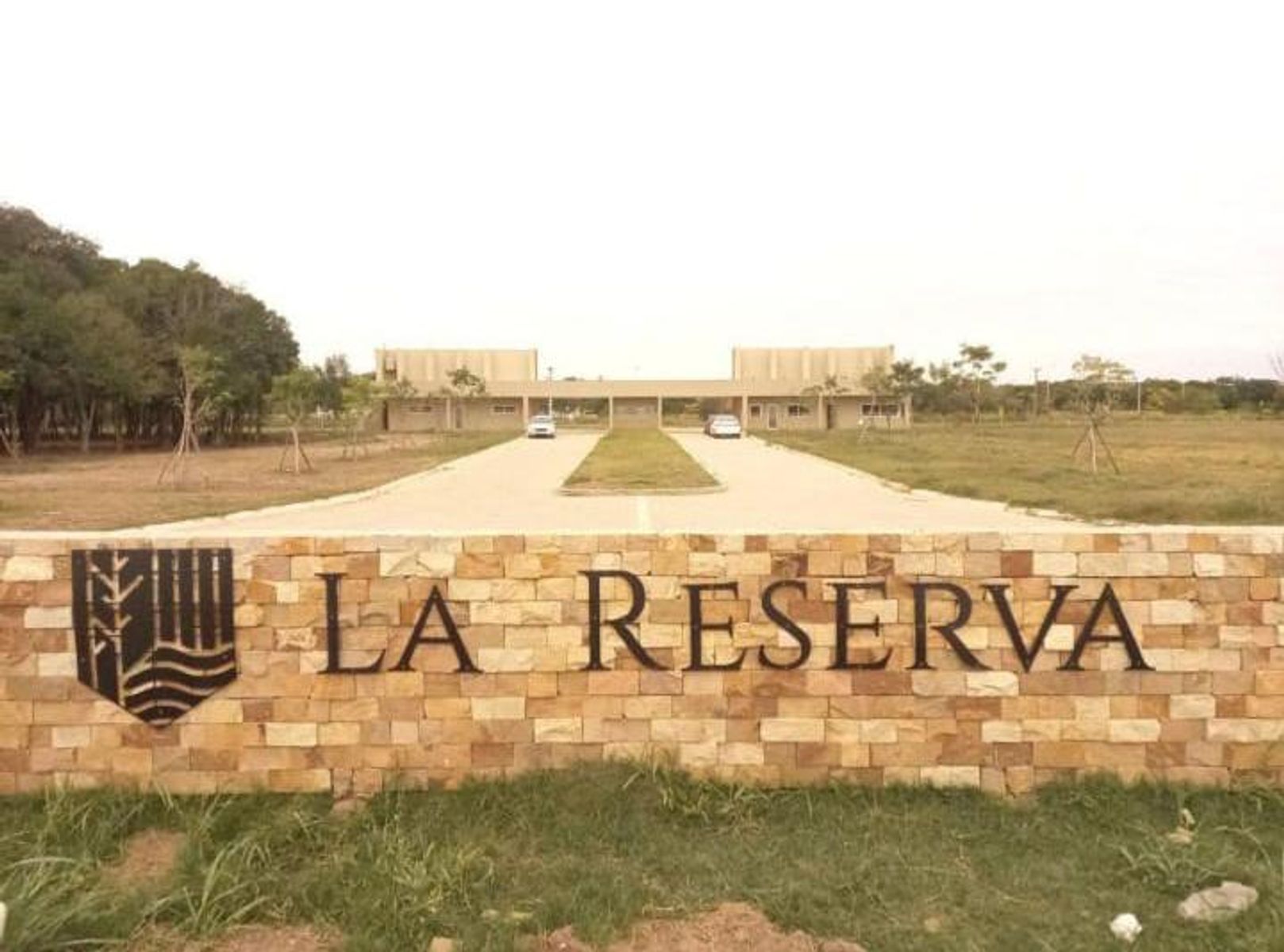 Oportunidad Lote en Barrio Privado La Reserva — foto 3