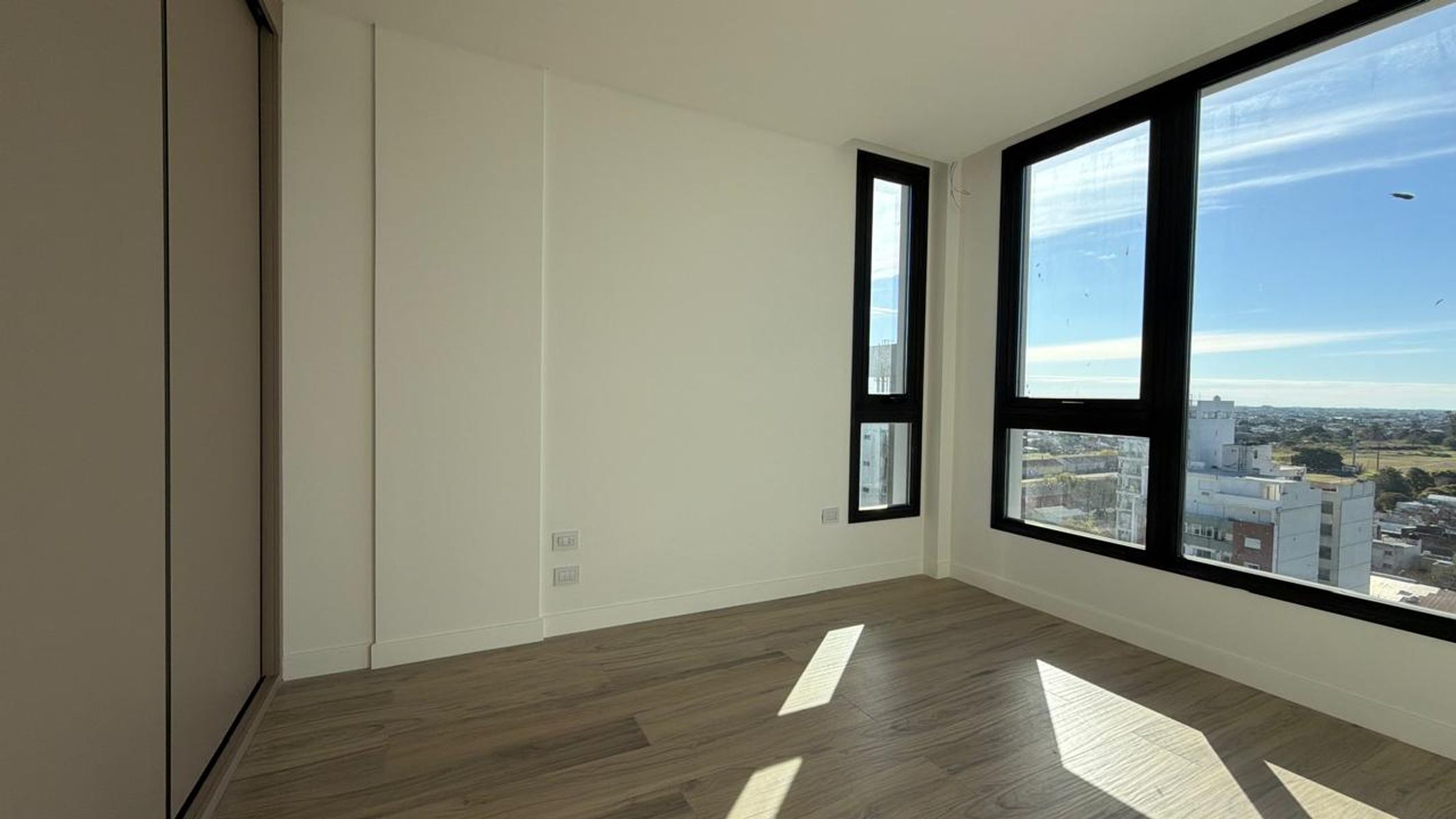 DEPARTAMENTO DE 3 DORMITORIOS EN TORRE VISUM - 6