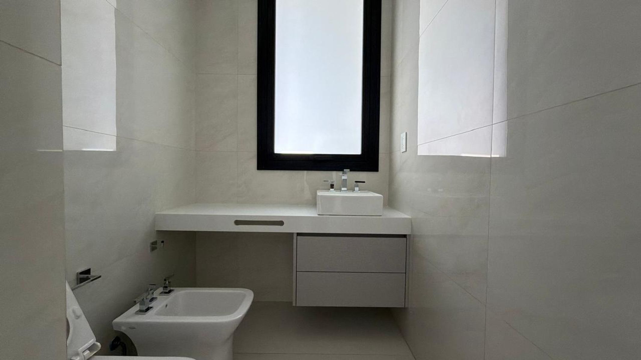 DEPARTAMENTO DE 3 DORMITORIOS EN TORRE VISUM - 24