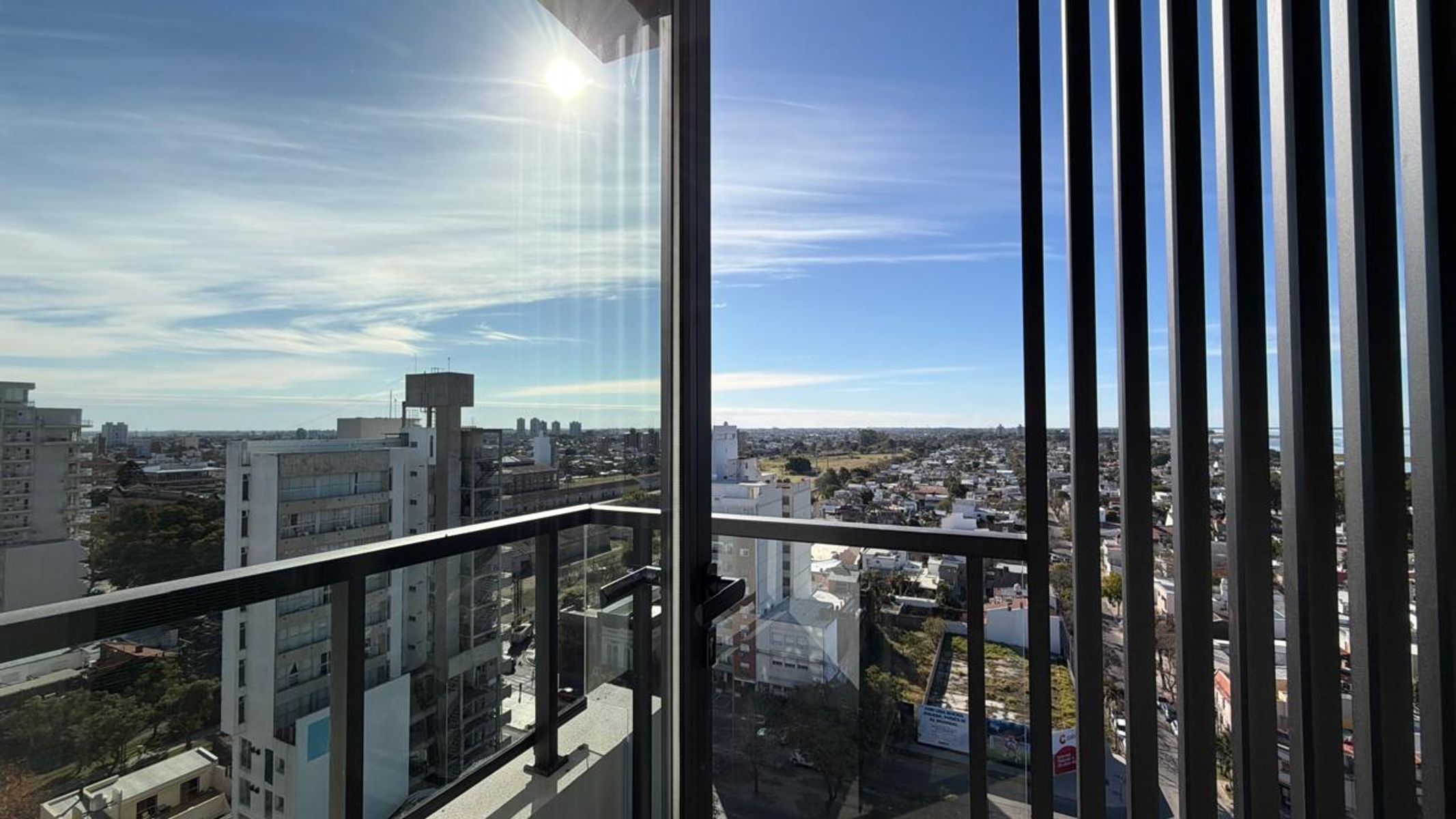 DEPARTAMENTO DE 3 DORMITORIOS EN TORRE VISUM - 25
