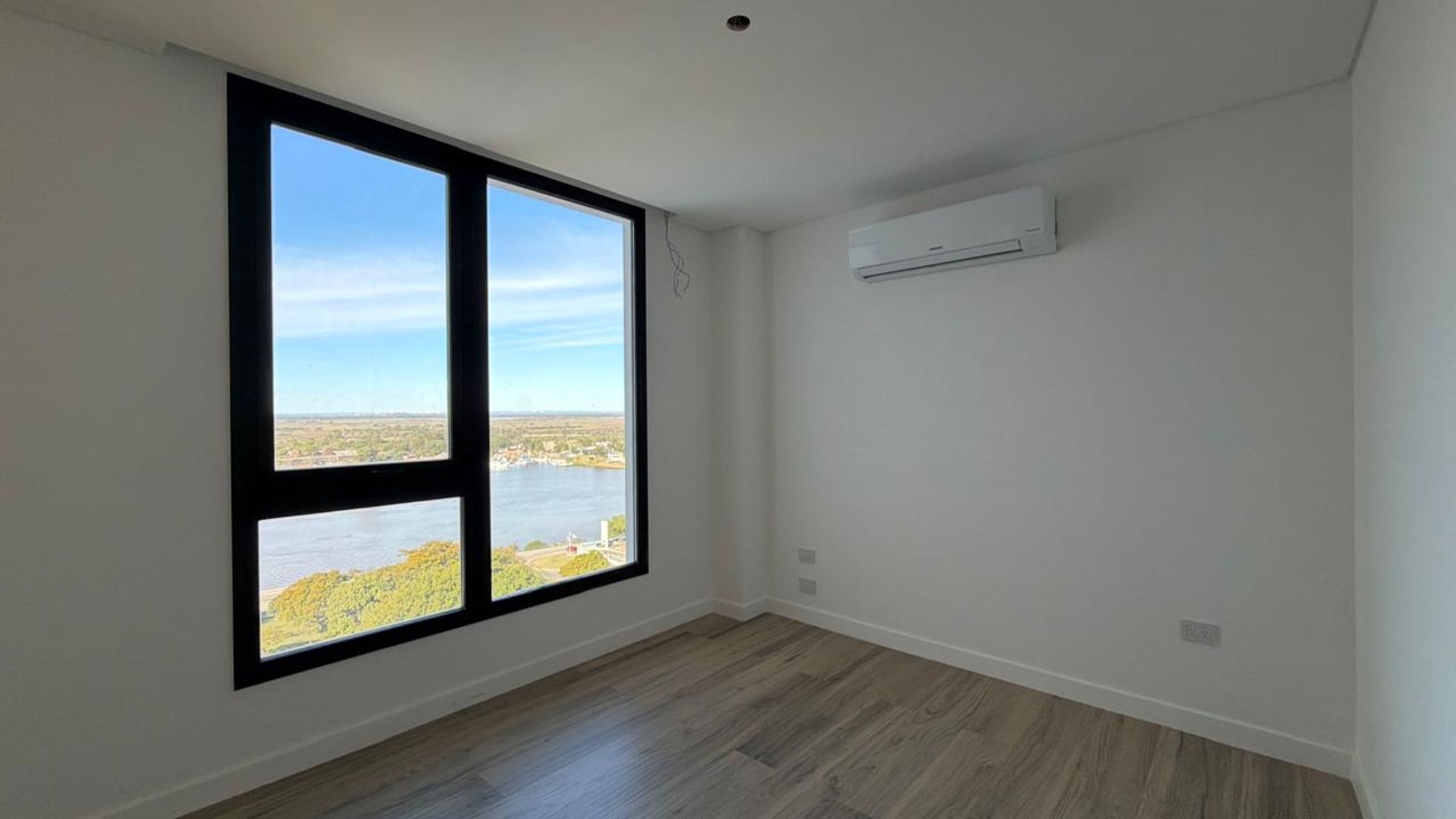 DEPARTAMENTO DE 3 DORMITORIOS EN TORRE VISUM - 28