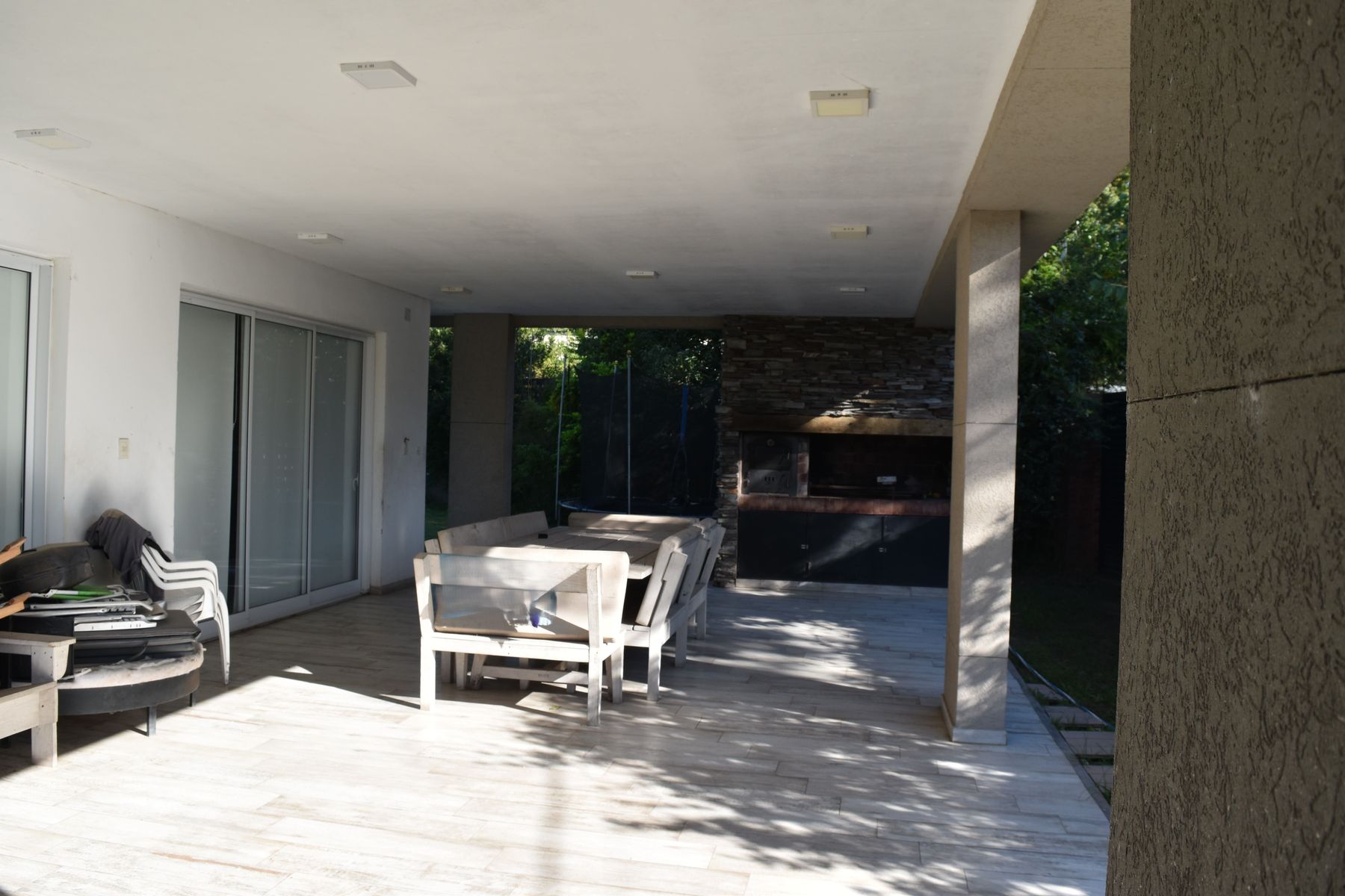 Casa cómoda y funcional en Colastine. - 9