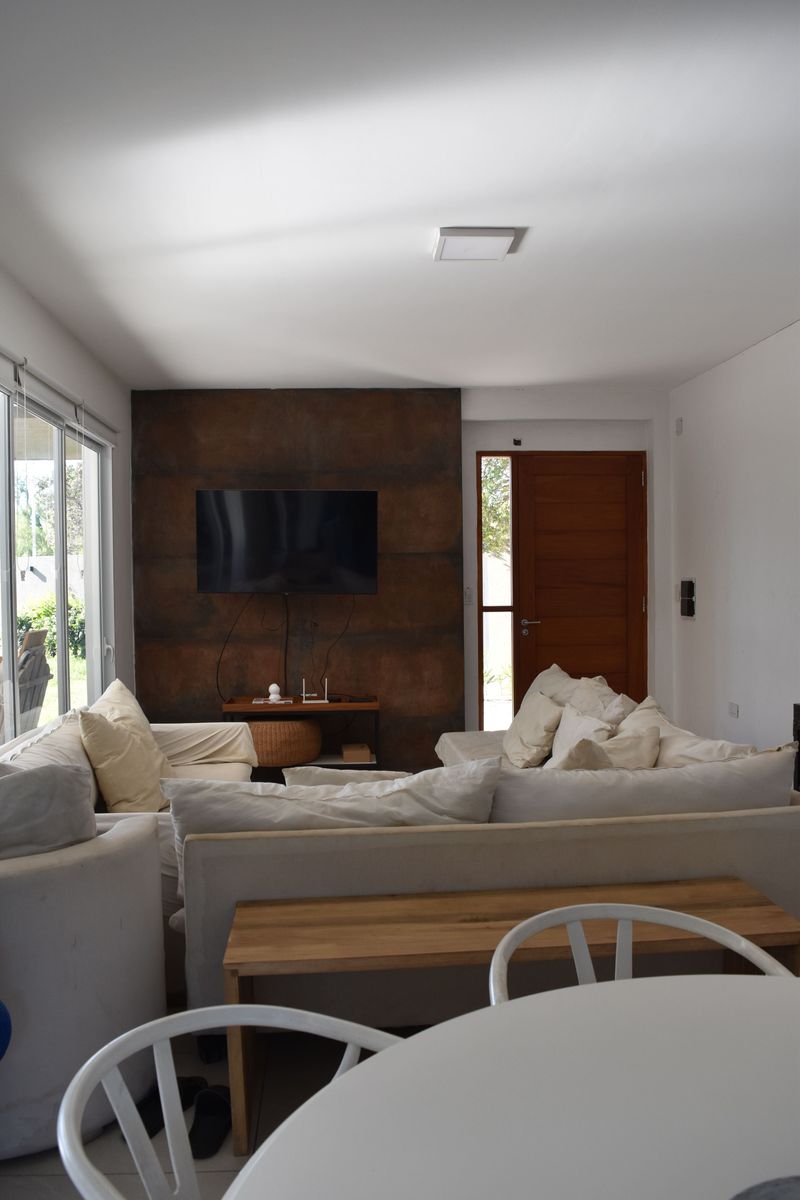 Casa cómoda y funcional en Colastine. - 13