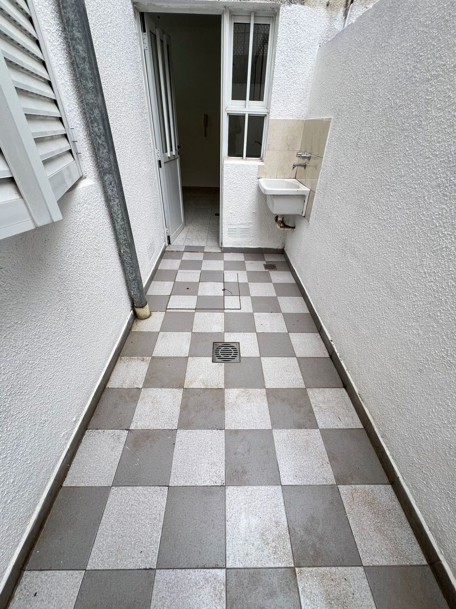 Departamento interno en barrio Sur - 3